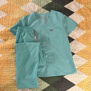 Figs Fresh Aqua Scrub Set - M